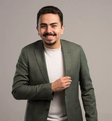 Meet the Expert Team - bwin必赢体育APP